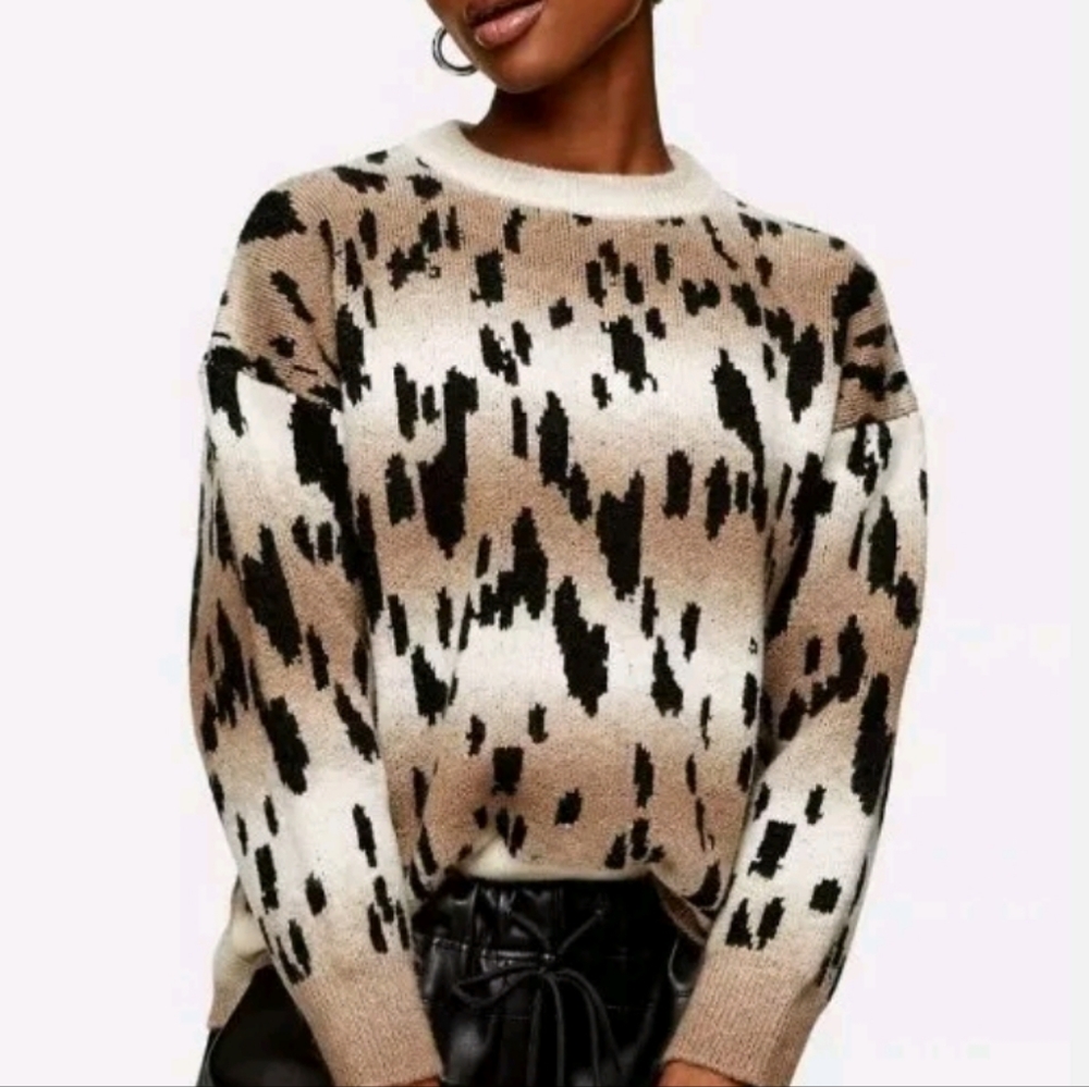 TOPSHOP Beige, Ivory, & Black Tie-Dye Animal Print 3/4 Sleeve Sweater